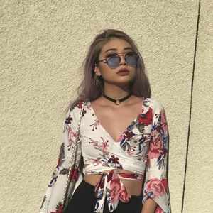 Meet your Posher, Mina